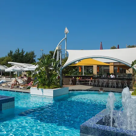 Station touristique Blue Only Adult 16 5*